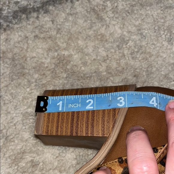 Very Volatile Tan and Brown Ankle Booties with Suede Finish - Picture 5 of 8